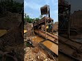 The most popular gold panning placer gold vibrating screen chute.
