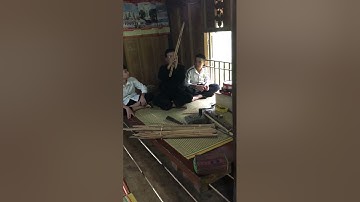 Học thổi khèn bè