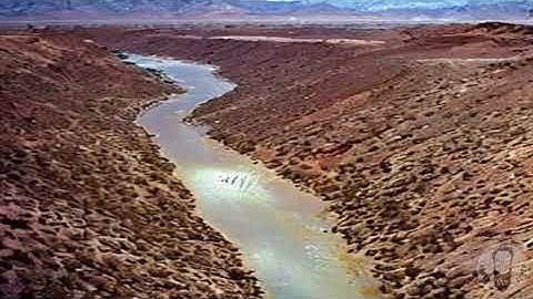 AI GENERATED VIDEO: "FLOODING IN THE CALIFORNIA DESERT" (STABLE DIFFUSION)