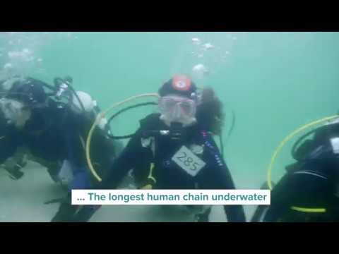 Guinness World Record For The Longest Chain Of Scuba Divers