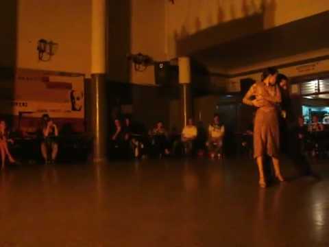 Daniel Aranda y Annatina Luck en Villa Malcom, Tangocool