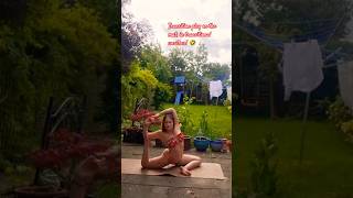 Yoga Transition play, in transitional weather #transitions #yoga