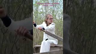 La Princesse Estelle Rame Sur Un Bateau... Vers La Grèce ? - Princesse Estelle De Suède