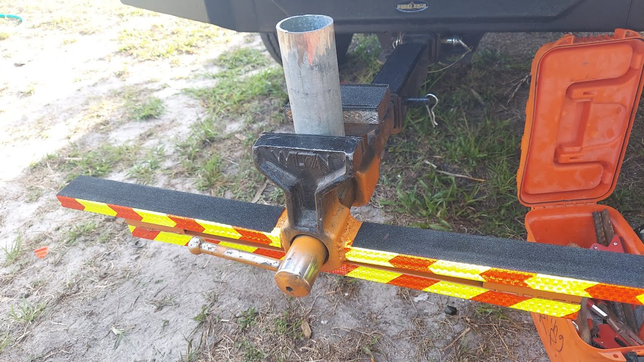 Wilton Hitch Truck Vise & pick up Step