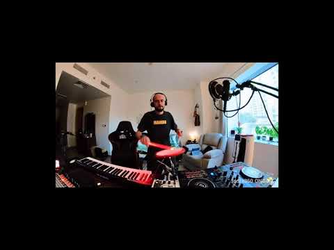 Live homestudio performance on Ibizaglobalradio