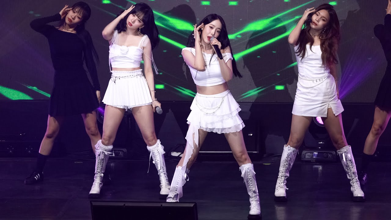 VIVIZ (비비지) 국제청소년캠페스트 Full Ver. ( PULL UP + LOVEADE + Red Sun + BOP BOP)