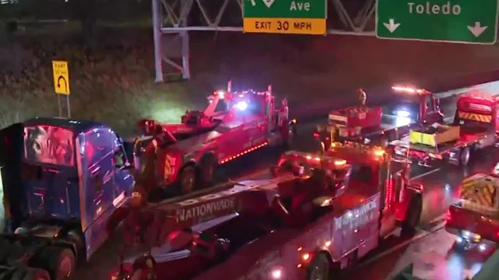 SB I-75 in Detroit reopens after hazmat scare