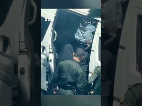 طرح نور بازداشت خشونت آمیز زنی با شال و مانتو