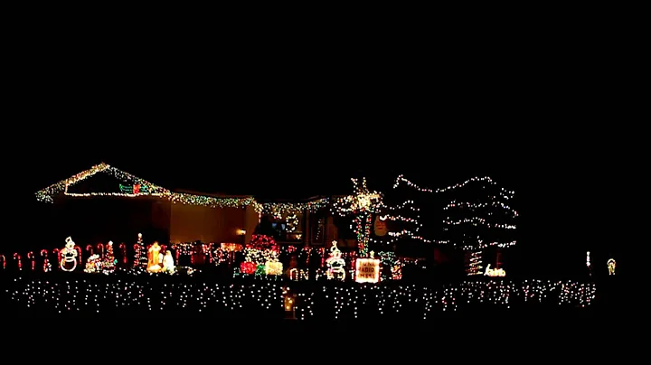 Christmas Lights 11262009 For Sean Maxey & His Fam...