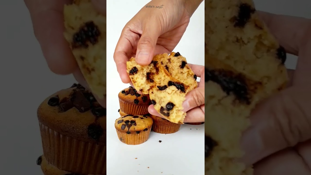 Easy Chocolate Chip Muffins Recipe 