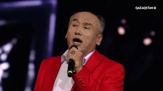 Бәтеңкедегі секс порно бөлімінде