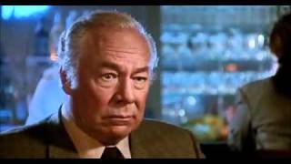 The Naked Gun 2 12 - Leslie Nielsen.wmv