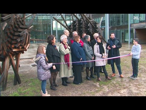 Un nom et une oeuvre d'art pour le coll&egrave;ge de Biscarrosse