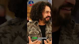 Hatırlamak Için Birilerinin Yaşananları Sahnede Anlatması Gerekiyor