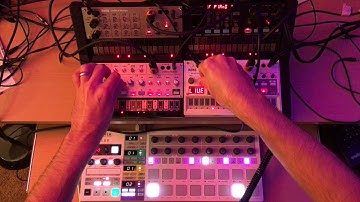 I tried making synthwave: Korg Volcas + Beatstep Pro (Social Work)