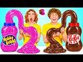 風船ガムvsチョコレートフードチャレンジ | 素晴らしいキッチンの裏技 BaRaDa Challenge