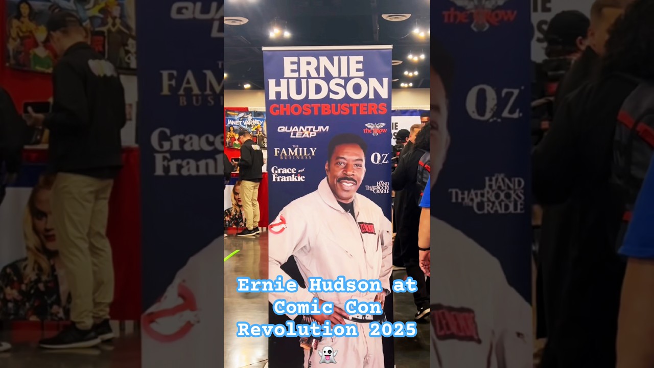 Ernie Hudson at Comic Con Revolution 2025 👻