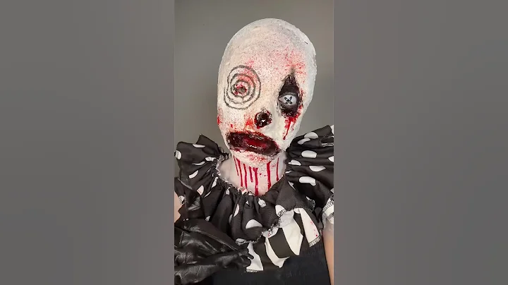 day 29 of 31: crazy jester 🃏 #shorts #halloween #viral #trending #shortvideos #feed #sfx #makeup