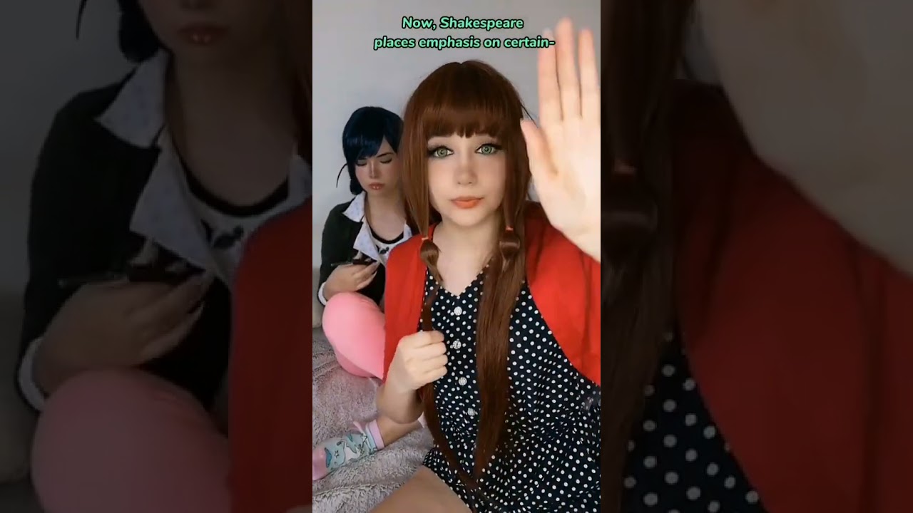 Marinette cut Lila's hair?! | Marinette Dupain-Cheng and Lila Rossi #cosplay | Miraculous Ladybug