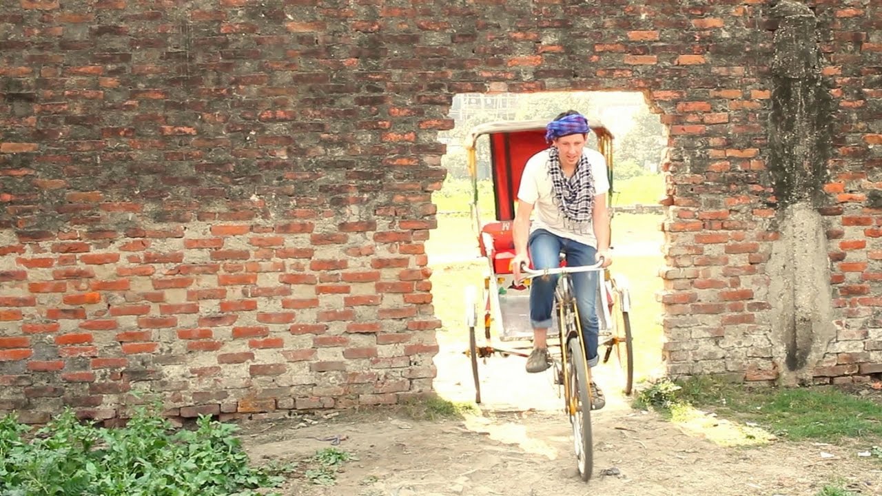 Rickshaw Driver: Living a Day in the Life of a Local