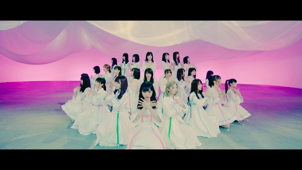 MV】初恋ドア Short ver.〈坂道AKB〉/ AKB48[公式] - YouTube