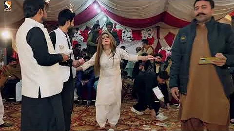 Chaskay Kyun Lenda Ay , Chahat Baloch Dance Performance 2022