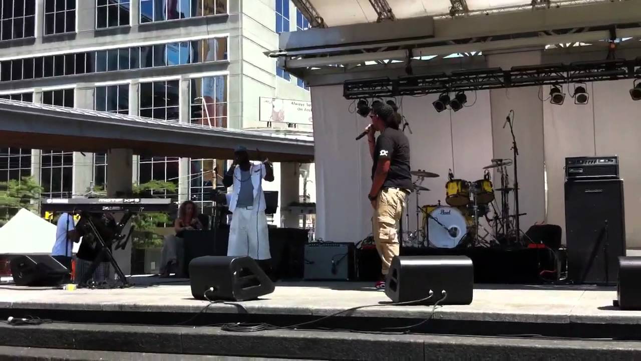 D Bonez at the Irie music festival