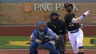 LAD@PIT: McCutchen goes deep twice vs. Dodgers