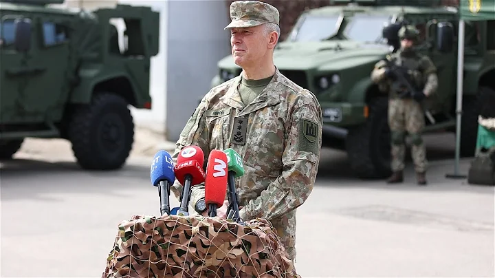 Kariuomenės vadas apie karių aprūpinimą: „turime užtikrinti kuo didesnį išgyvenamumą mūšio lauke“