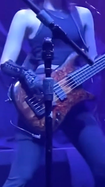 Ale✨ and Her Bass Line on Disciple #Ale #Disciple #BassLine #TheWarning #shortsmusic #shorts