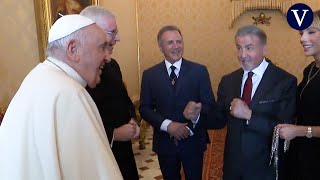 Download lagu 'Rocky' al papa Francisco: '¿Listo para boxear?”