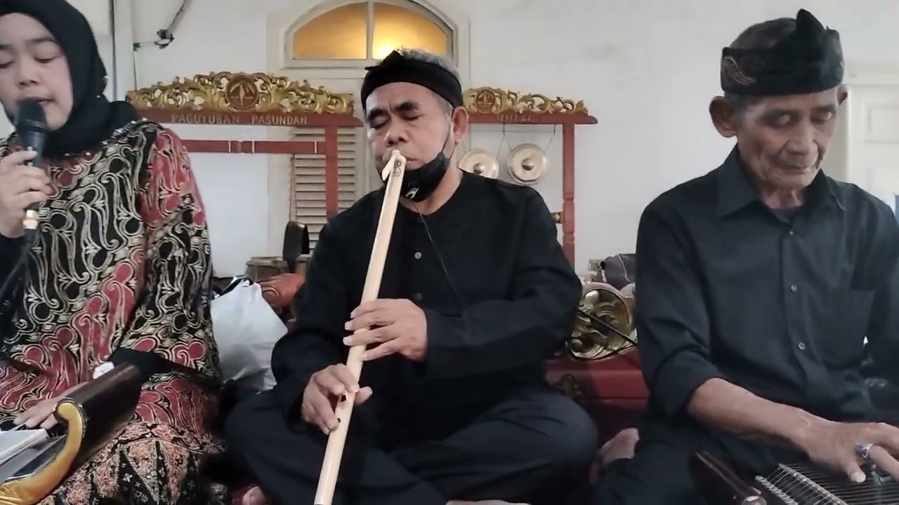 Budak leungit _ Budak ceurik live perform