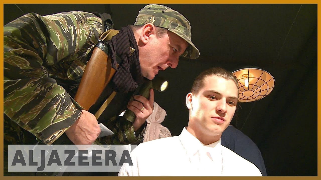 🇨🇭 تسليط الضوء على معاناة اللاجئين في المنتدى الاقتصادي العالمي | الجزيرة الإنجليزية