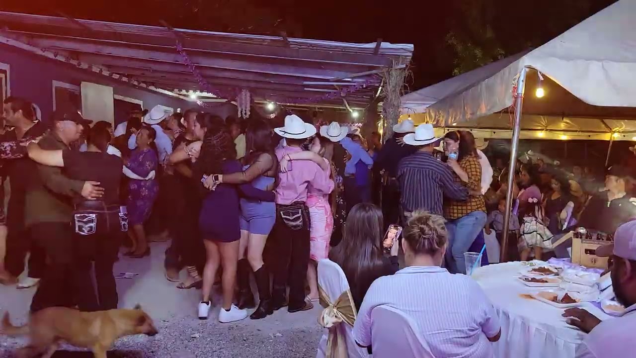 El manicero José Morales el Príncipe de los Teclados 