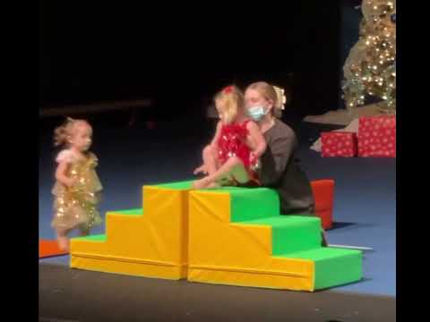She forgot this wasn’t a dance recital…