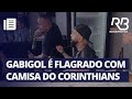 Gabigol, do Flamengo, é flagrado usando camisa do Corinthians | O Pulo do Gato