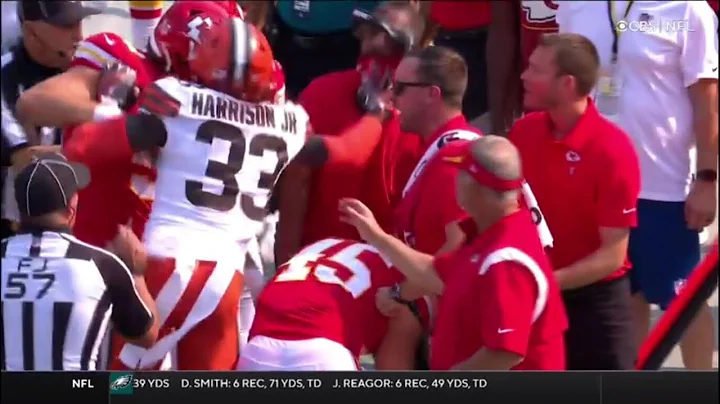 Ronnie Harrison gets ejected for pushing Chiefs RB...