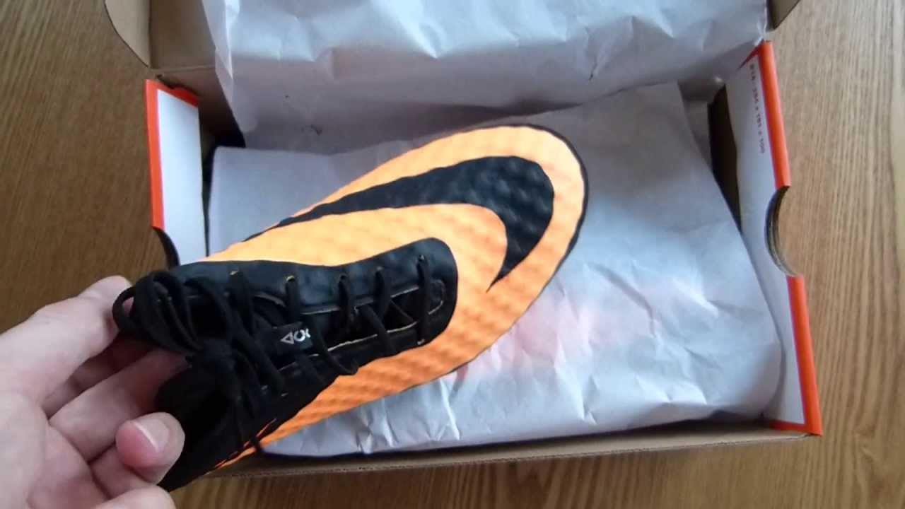 Nike Hypervenom Phantom OG Unboxing Video 599843-008 - YouTube