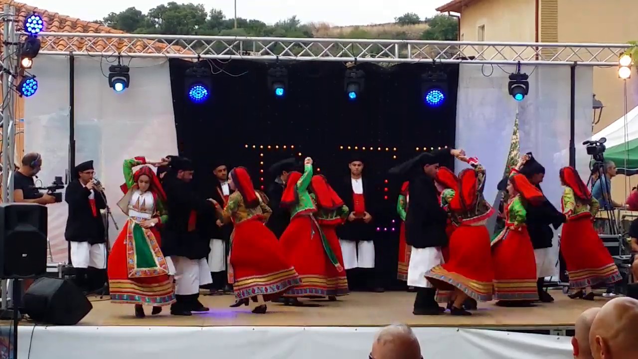 Gruppo Folk Pro Loco di Gavoi - Dillaru