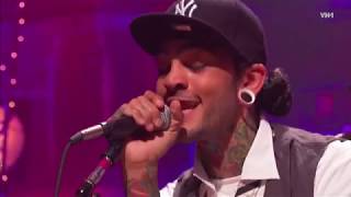 Gym Class Heroes - Clothes Off! (feat. Patrick Stump) (Live) 2012