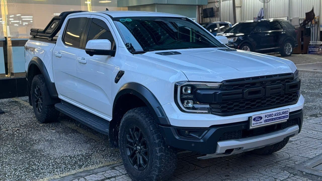FORD RANGER RAPTOR 2024/ 17.000km Full phụ kiện chính hãng