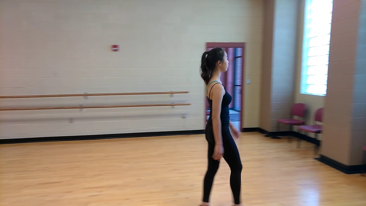 Chinese model learning how to walk and pose - YouTube