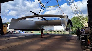 09.  Building 15m carbon performance catamaran  'CarbonBee'