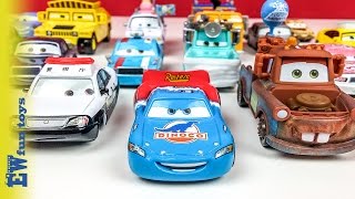 Let continue our fun opening disney pixar diecast cars today. we got a
bunch of from different collection such as tuners, world grand prix,
nascar, radi...