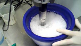 sonication - placing probe and starting sonication.3gp