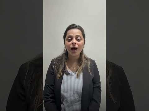 واما الناس تنساني واشعر اني وحيد اصرخلك في مكاني تيجي بحب عجيب