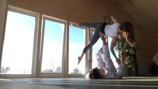 Acroyoga washing machine Revolution