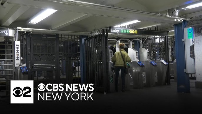 Nypd Officer Assaulted By Subway Fare Evasion Suspect Police Say