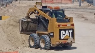 Learn how to drive a Bobcat    تعليم قيادة بوبكات كتر بلر