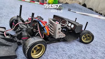 MST RMX 2.0 drift on carpet track